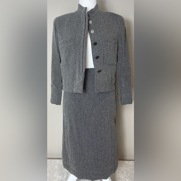 CHANEL Suit Skirt Set - Picture 2 of 15